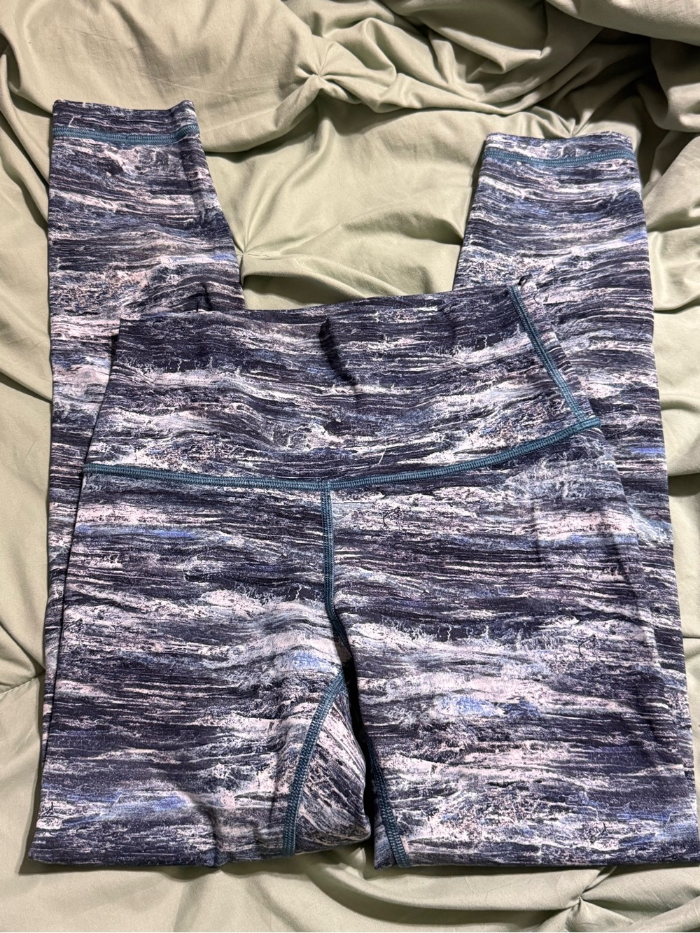 Lululemon Marble-Print Leggings — Blue/Gray - Picture 3 of 4